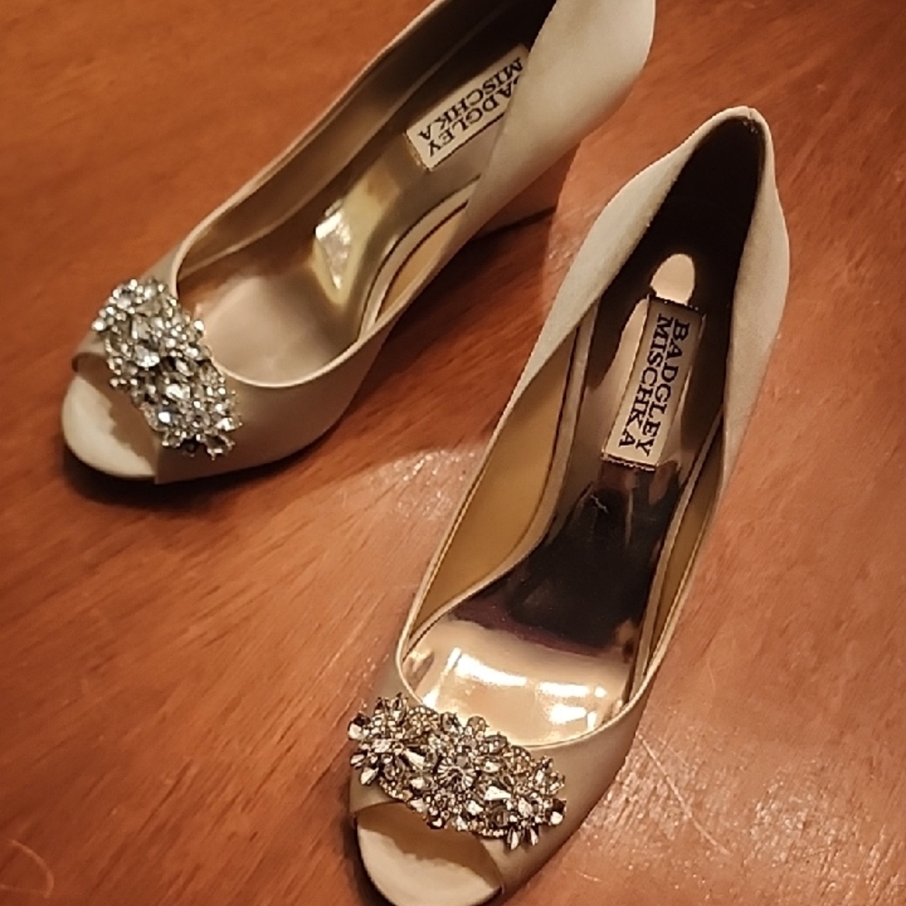 Badgley Mischka Cream Crystal Peep-Toe Heels